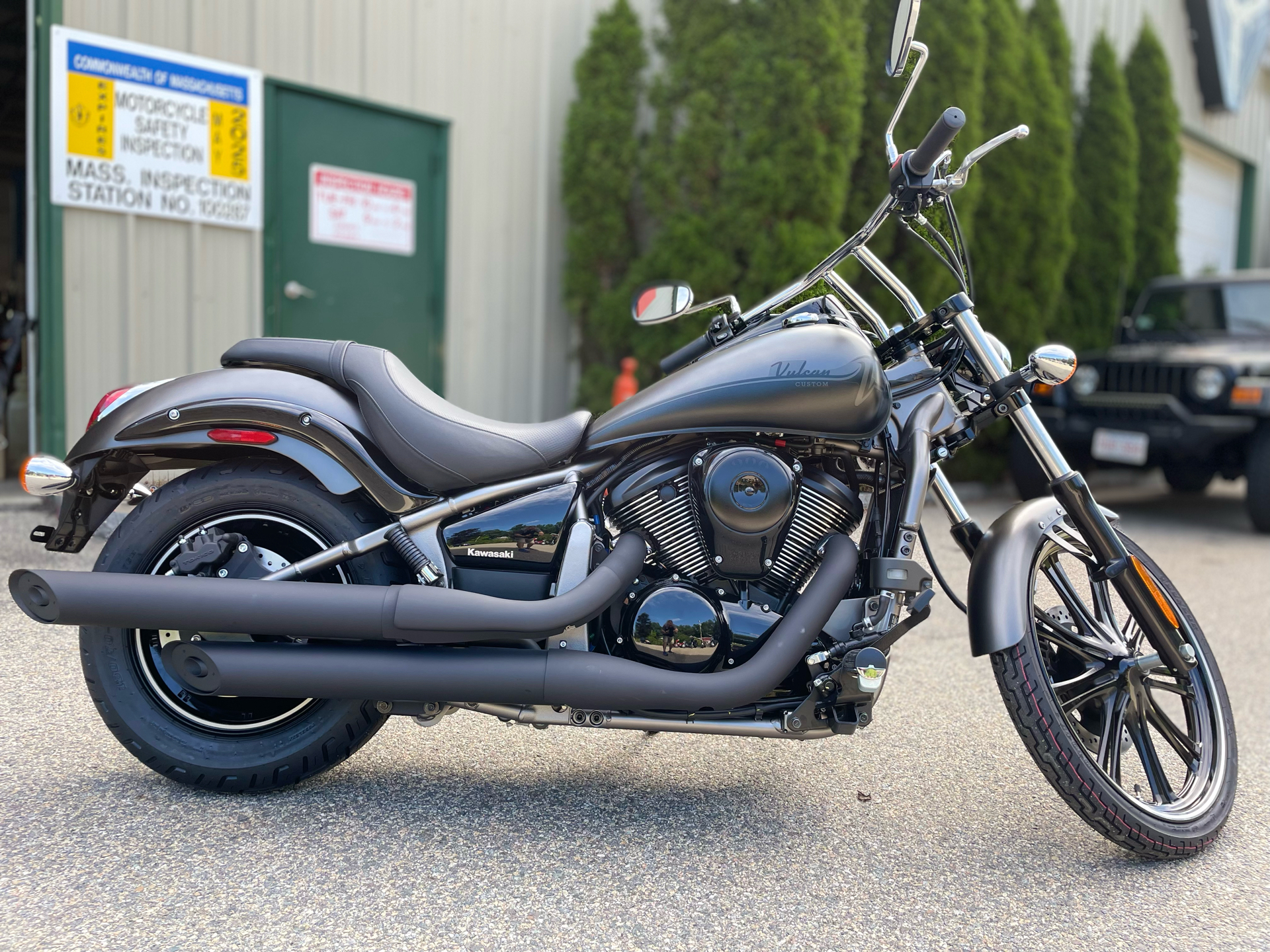 2024 Kawasaki Vulcan 900 Custom in North Chelmsford, Massachusetts - Photo 1