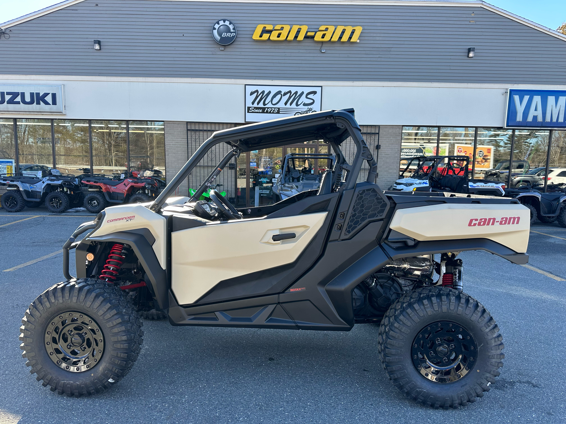 2024 Can-Am Commander XT-P in North Chelmsford, Massachusetts - Photo 1