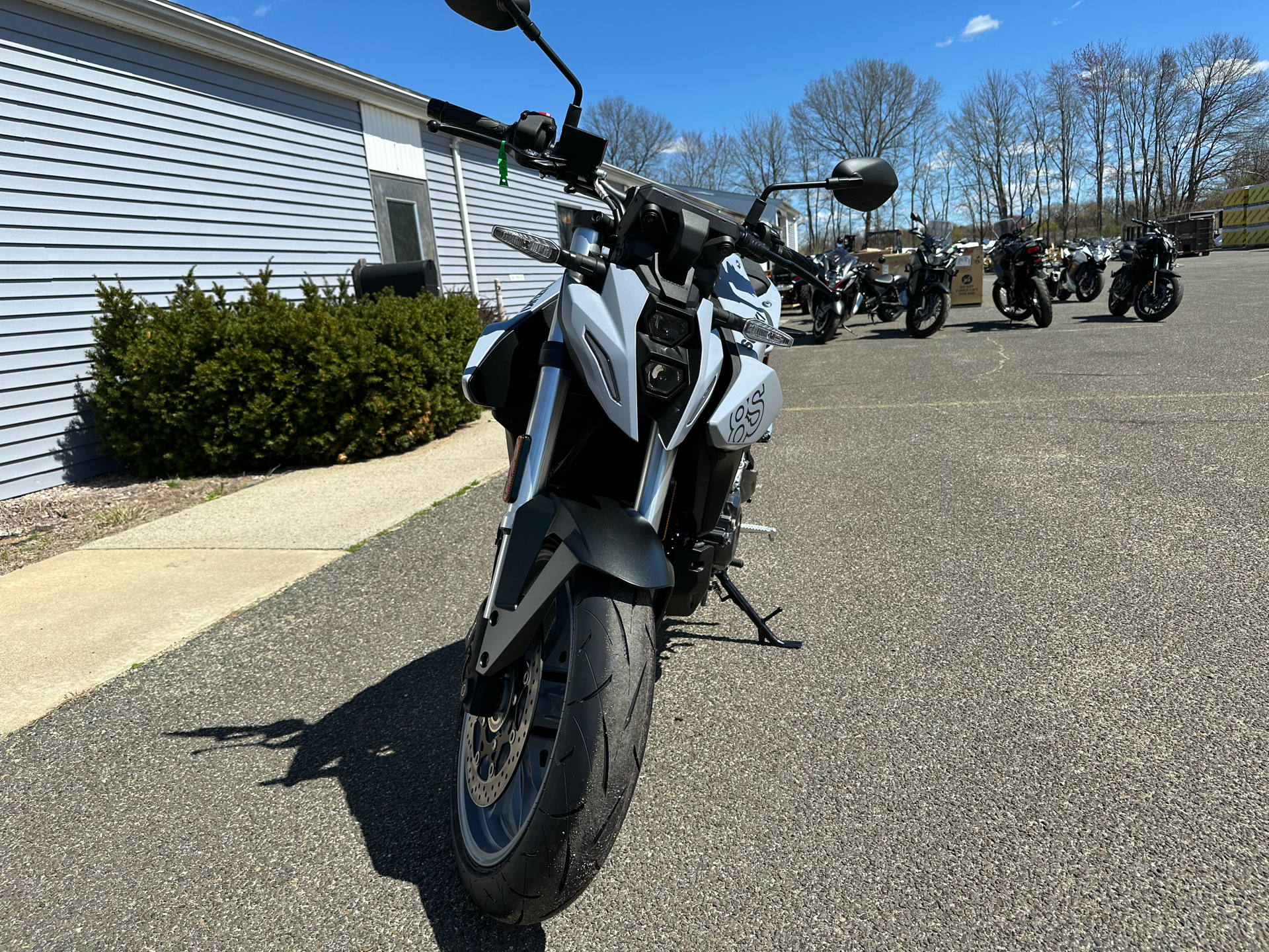 2024 Suzuki GSX-8S in Enfield, Connecticut - Photo 10