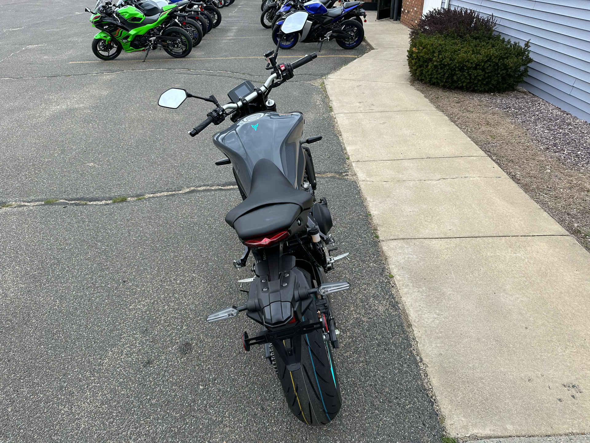 2023 Yamaha MT-09 in Enfield, Connecticut - Photo 5