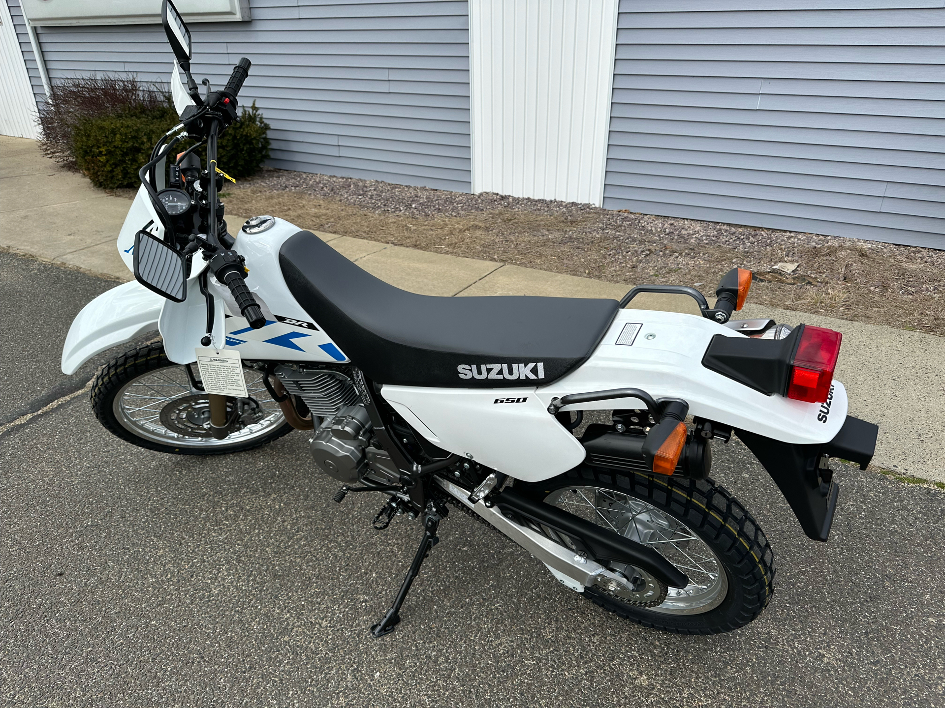 2024 Suzuki DR650S in Enfield, Connecticut - Photo 4