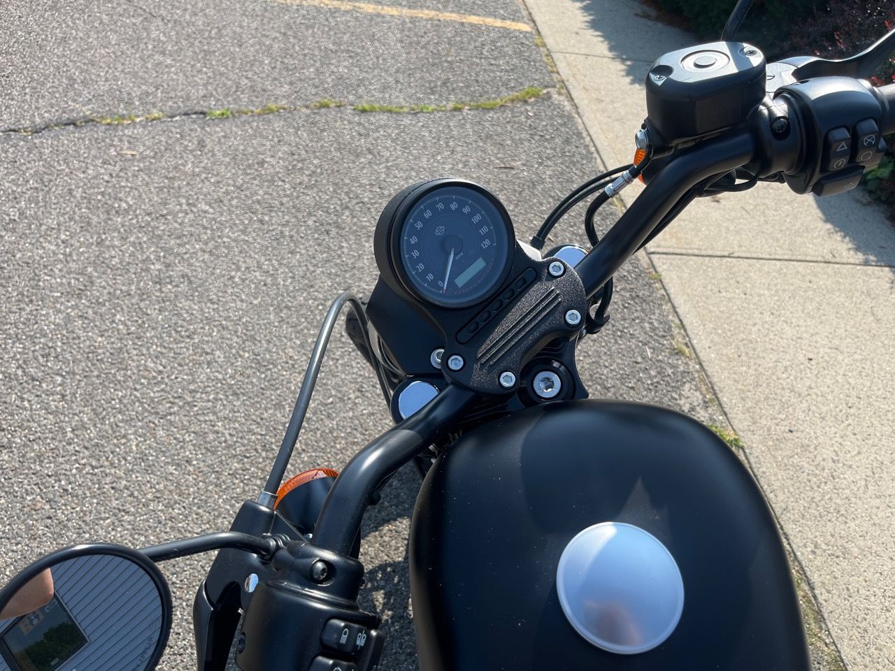 2022 Harley-Davidson Iron 883™ in Enfield, Connecticut - Photo 13