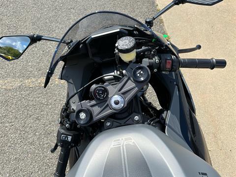 2025 Kawasaki Ninja ZX-6R ABS in Enfield, Connecticut - Photo 3