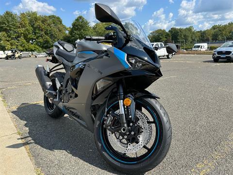 2025 Kawasaki Ninja ZX-6R ABS in Enfield, Connecticut - Photo 8