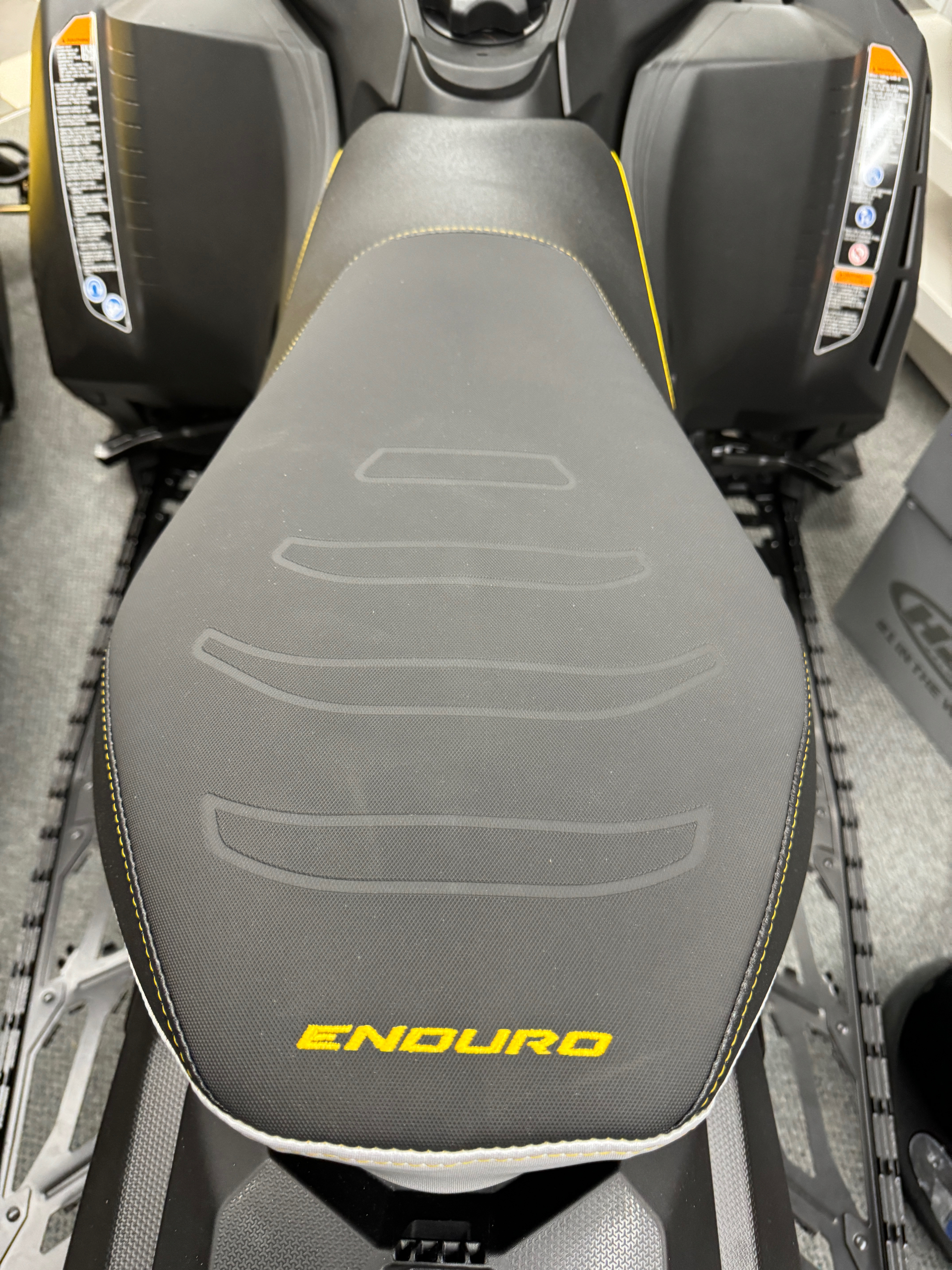 2024 Ski-Doo Renegade Adrenaline with Enduro Package 900 ACE Turbo R ES Ice Ripper XT 1.25 in Enfield, Connecticut - Photo 12