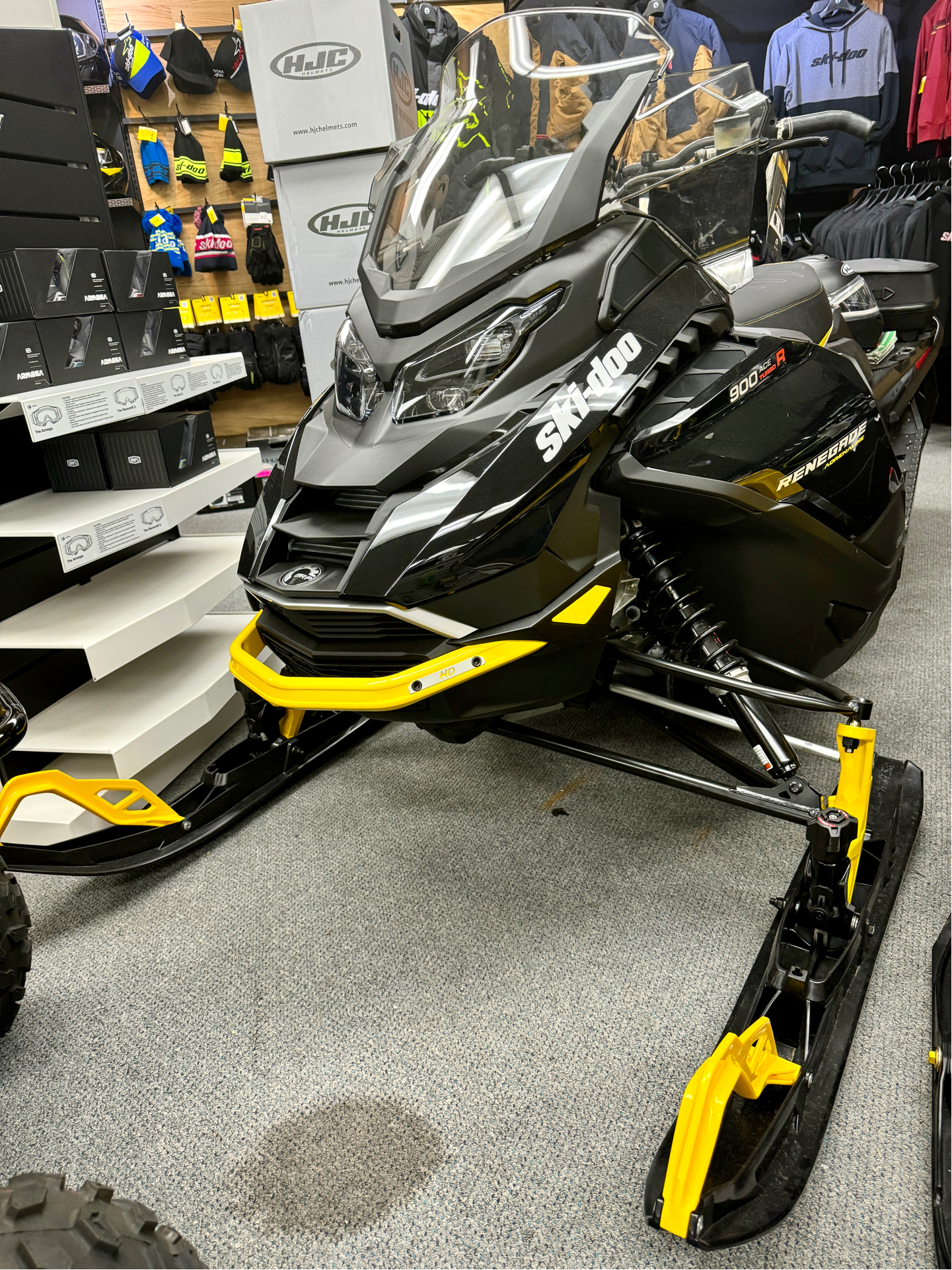2024 Ski-Doo Renegade Adrenaline with Enduro Package 900 ACE Turbo R ES Ice Ripper XT 1.25 in Enfield, Connecticut - Photo 11