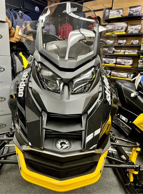 2024 Ski-Doo Renegade Adrenaline with Enduro Package 900 ACE Turbo R ES Ice Ripper XT 1.25 in Enfield, Connecticut - Photo 13