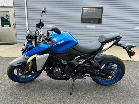 2023 Suzuki GSX-S1000 in Enfield, Connecticut - Photo 9