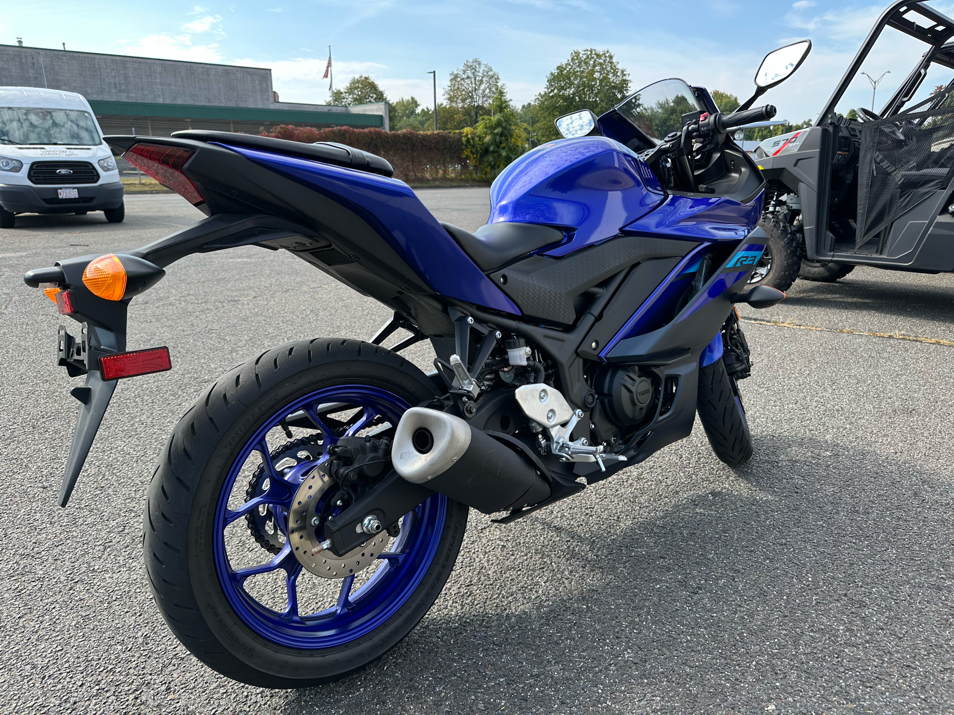 2024 Yamaha YZF-R3 in Enfield, Connecticut - Photo 6