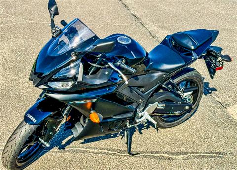 2023 Yamaha YZF-R3 ABS in Enfield, Connecticut - Photo 10