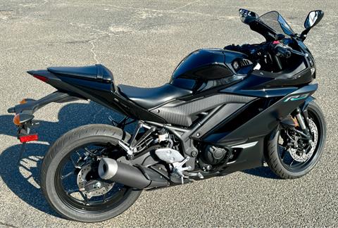 2023 Yamaha YZF-R3 ABS in Enfield, Connecticut - Photo 15