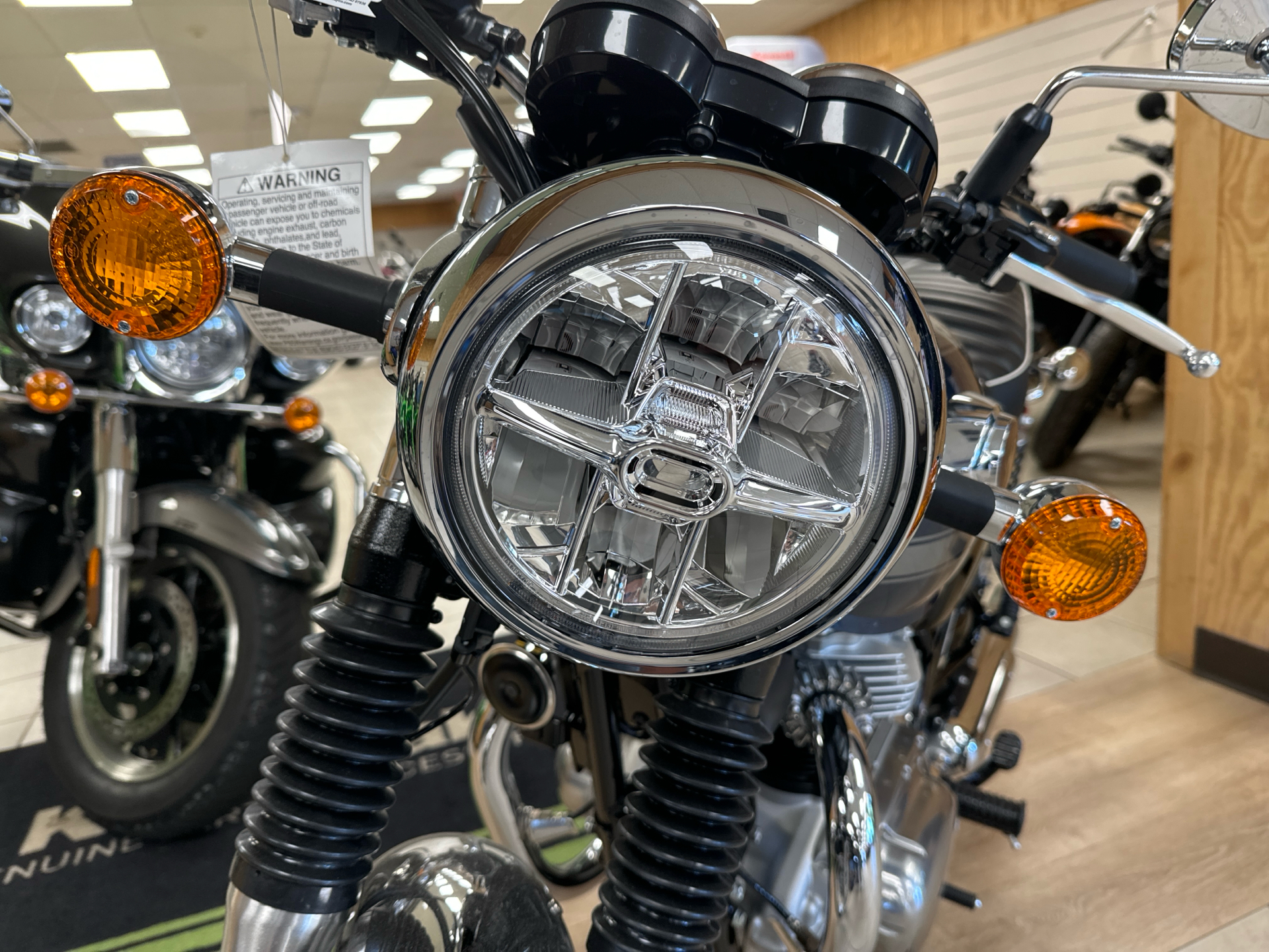 2024 Kawasaki W800 ABS in Topsham, Maine - Photo 4