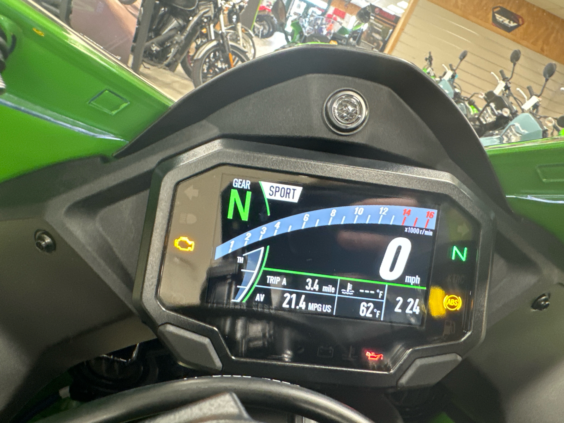 2025 Kawasaki Ninja ZX-10R KRT Edition ABS in Topsham, Maine - Photo 7