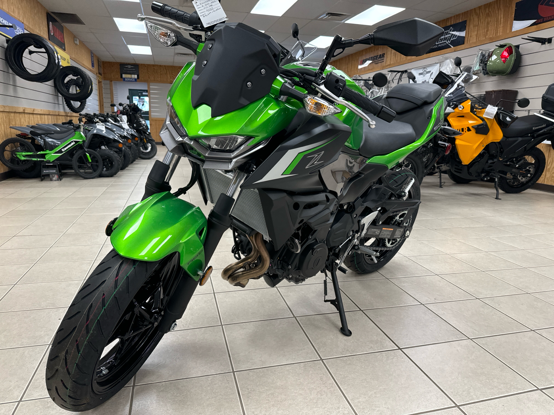 2024 Kawasaki Z500 ABS in Topsham, Maine - Photo 4