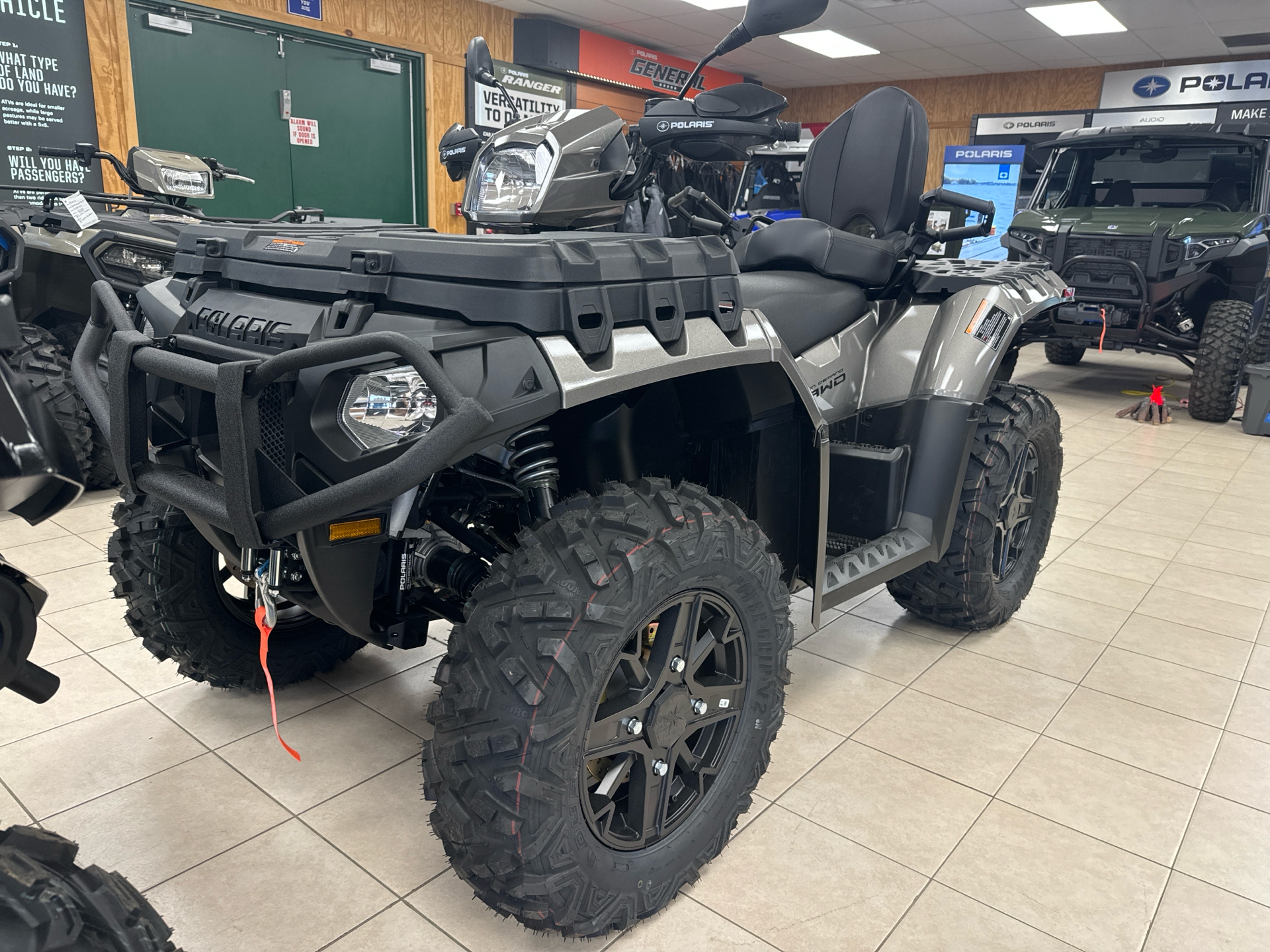 2024 Polaris Sportsman Touring XP 1000 Trail in Topsham, Maine - Photo 2