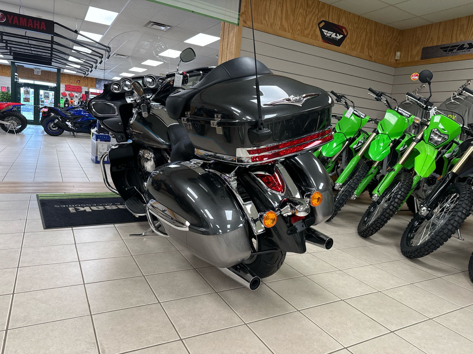 2024 Kawasaki Vulcan 1700 Voyager ABS in Topsham, Maine - Photo 5