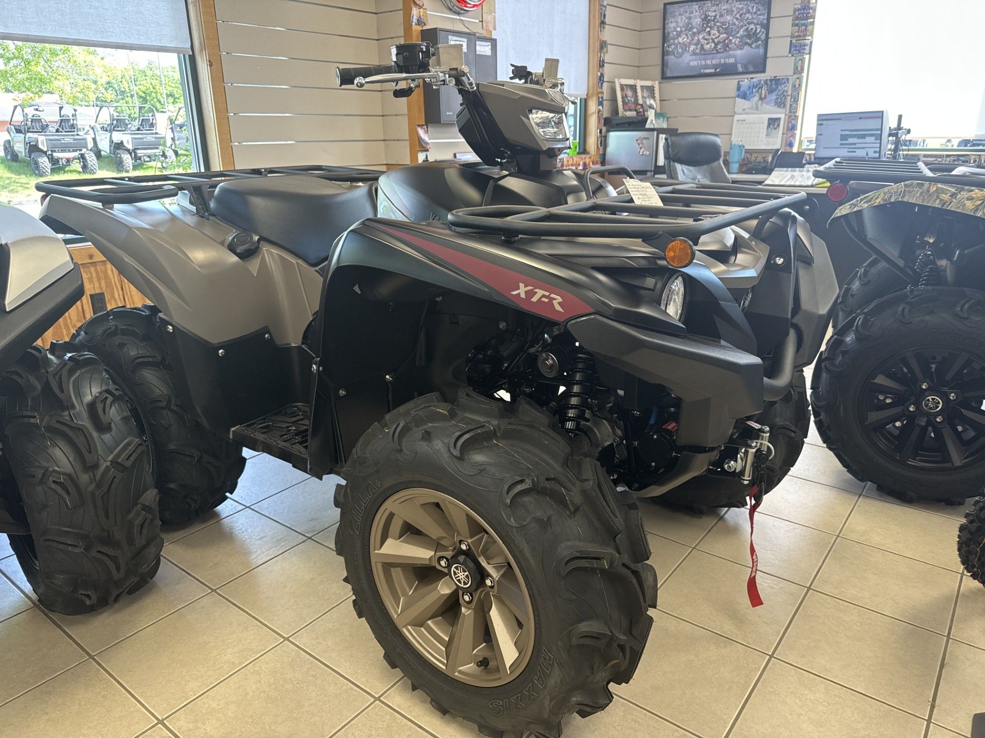 2024 Yamaha Grizzly EPS XT-R in Topsham, Maine - Photo 3