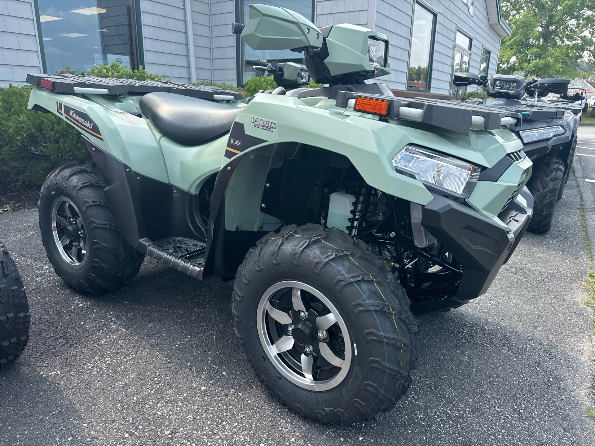 2024 Kawasaki Brute Force 750 LE EPS in Topsham, Maine - Photo 3