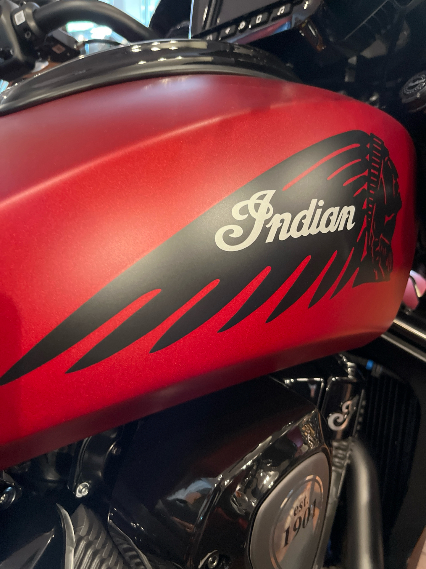 2024 Indian Motorcycle Challenger® Dark Horse® with PowerBand Audio Package in Tyngsboro, Massachusetts - Photo 7