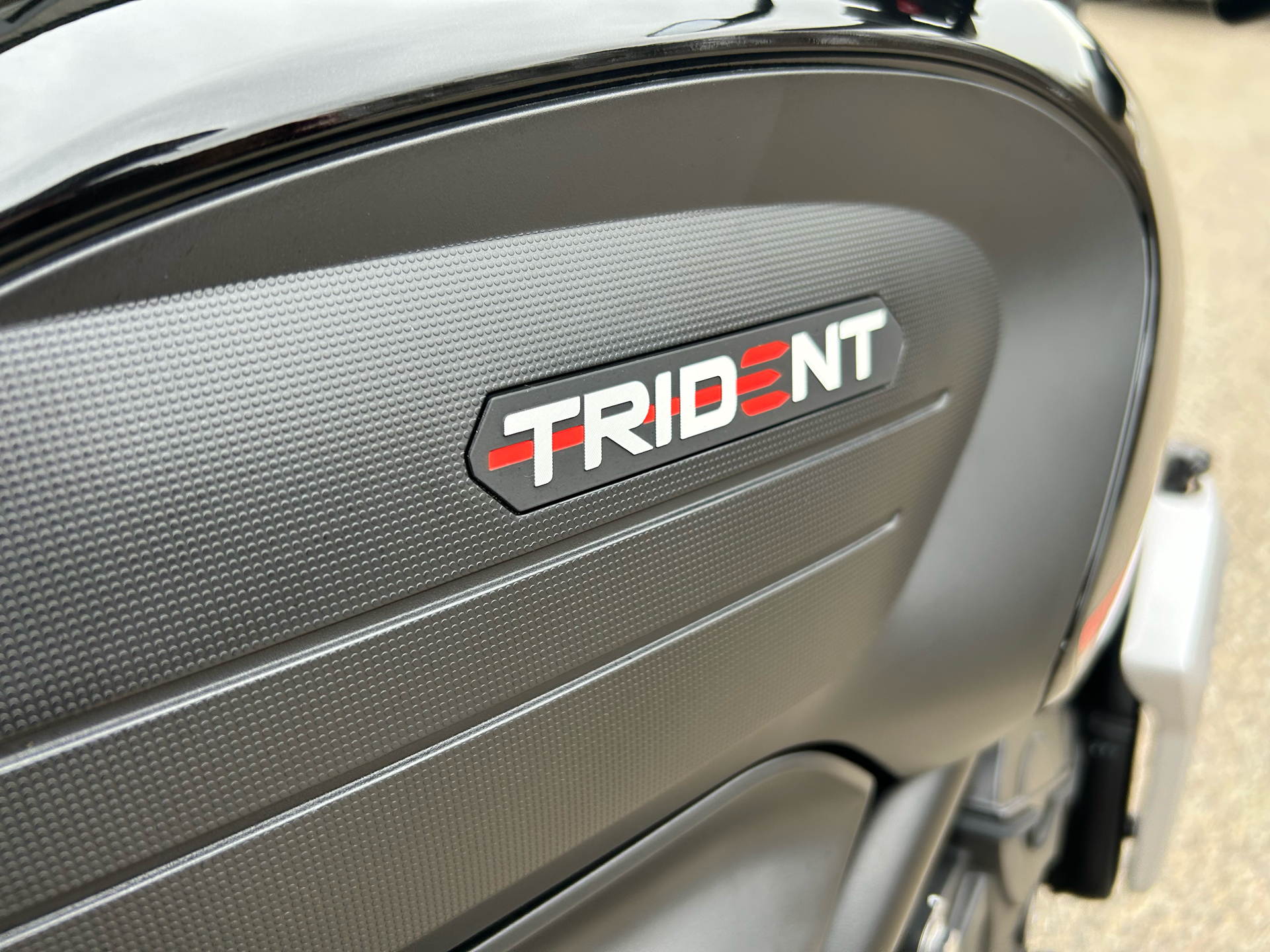 2023 Triumph Trident 660 in Tyngsboro, Massachusetts - Photo 10
