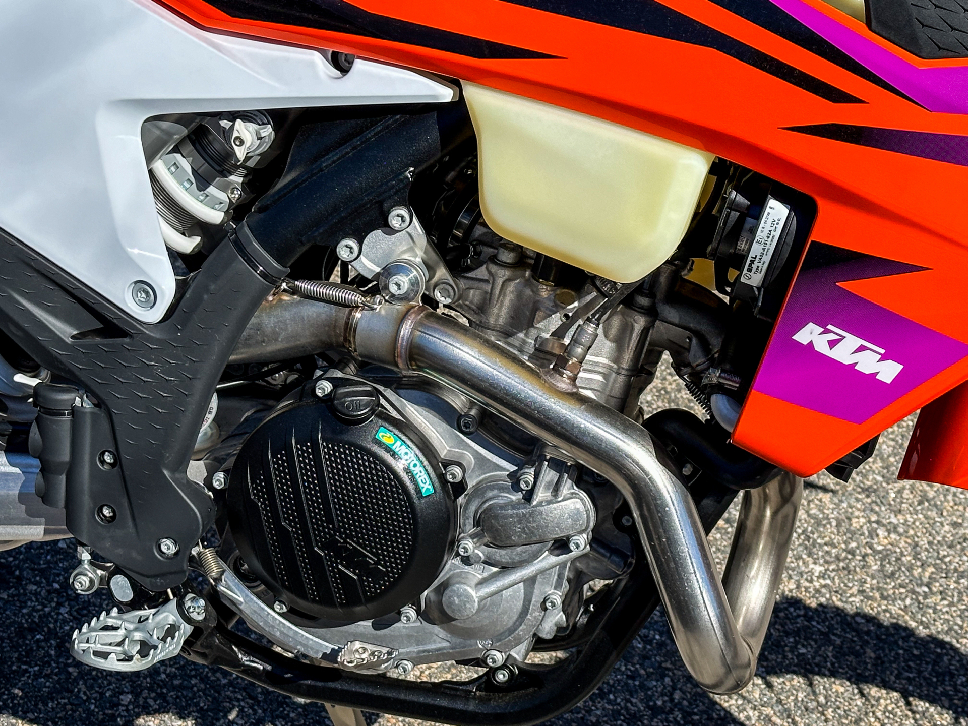 2024 KTM 500 EXC-F in Tyngsboro, Massachusetts - Photo 22