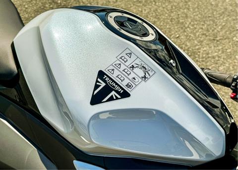 2025 Triumph Daytona 660 in Tyngsboro, Massachusetts - Photo 4