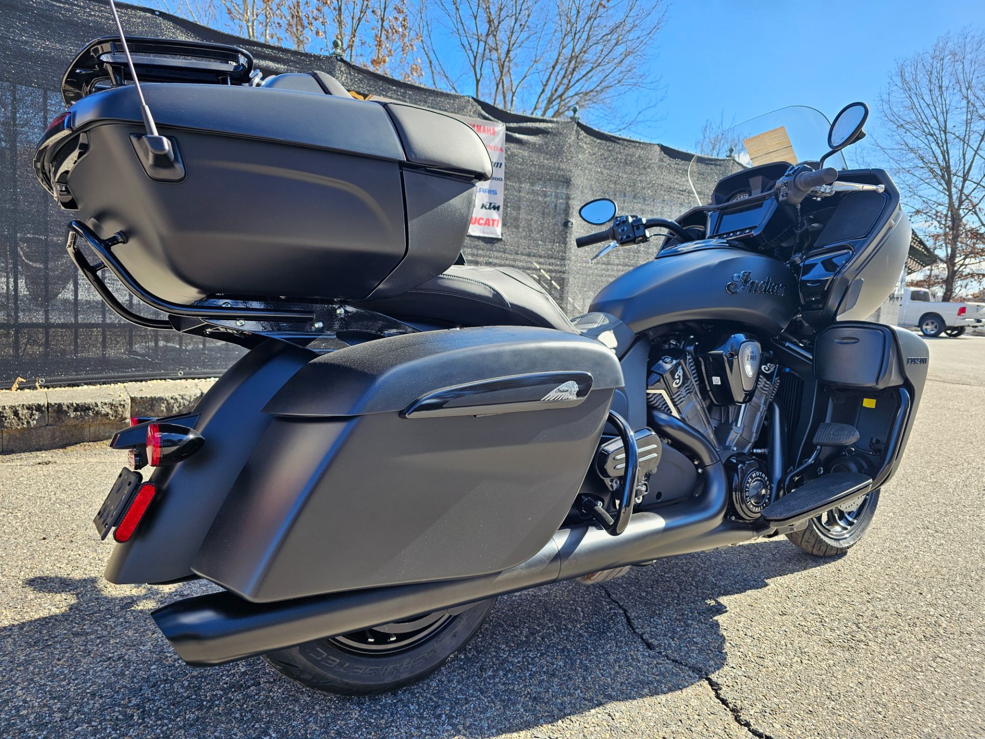 2023 Indian Motorcycle Pursuit® Dark Horse® with Premium Package in Tyngsboro, Massachusetts - Photo 6