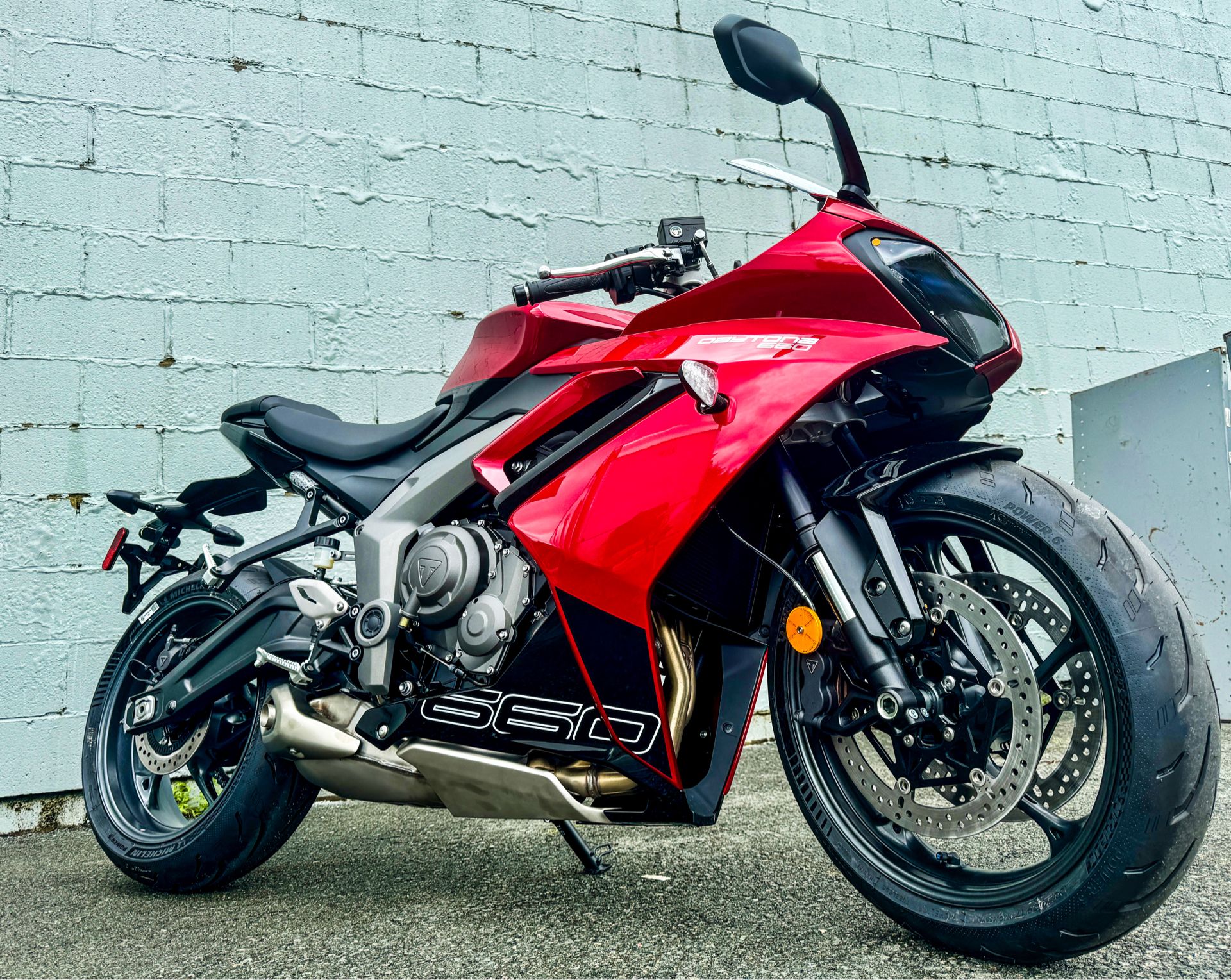 2025 Triumph Daytona 660 in Tyngsboro, Massachusetts - Photo 19