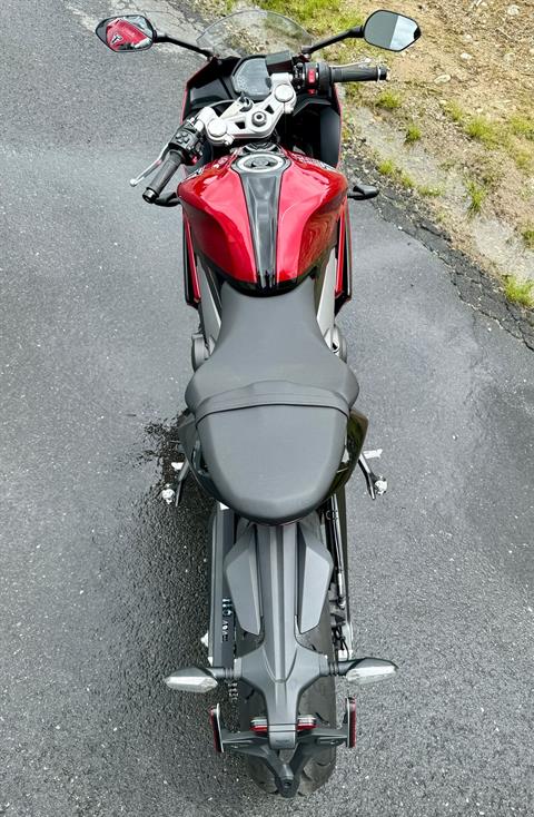 2025 Triumph Daytona 660 in Tyngsboro, Massachusetts - Photo 23