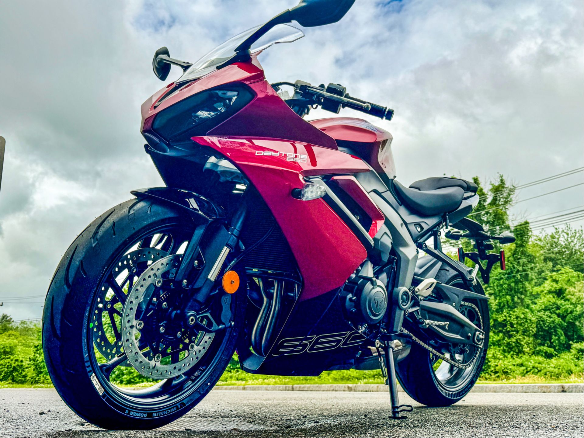 2025 Triumph Daytona 660 in Tyngsboro, Massachusetts - Photo 25