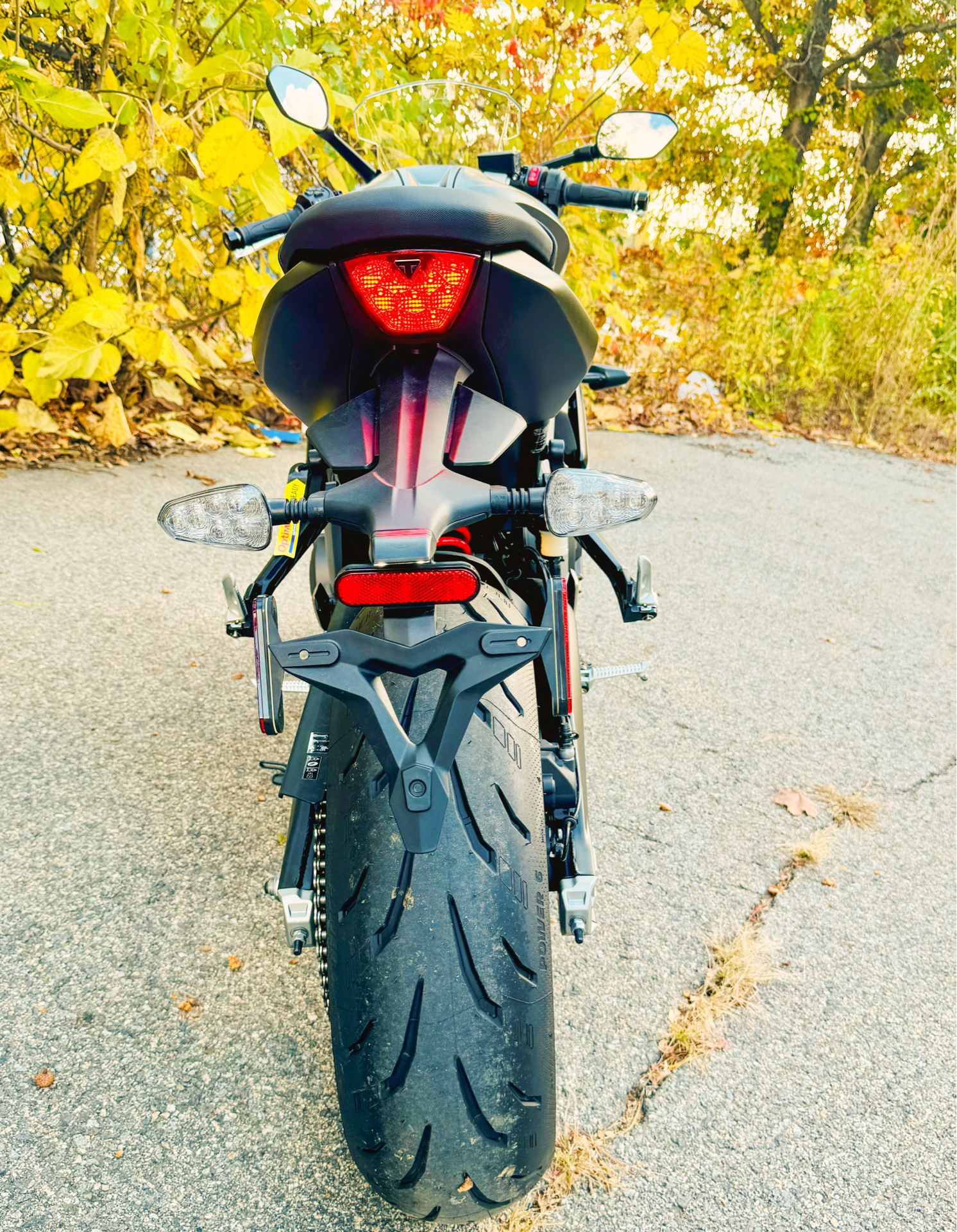 2025 Triumph Daytona 660 in Tyngsboro, Massachusetts - Photo 10