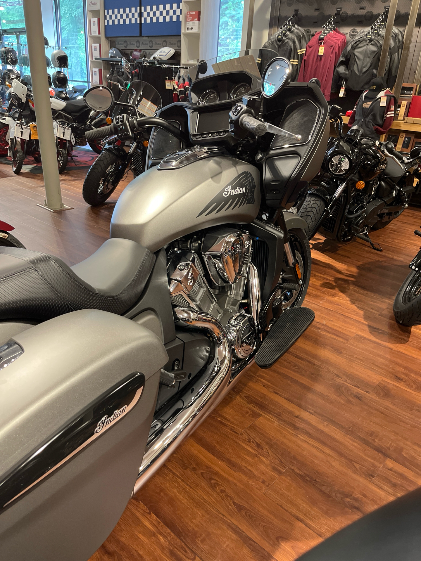 2024 Indian Motorcycle Challenger® in Tyngsboro, Massachusetts - Photo 8