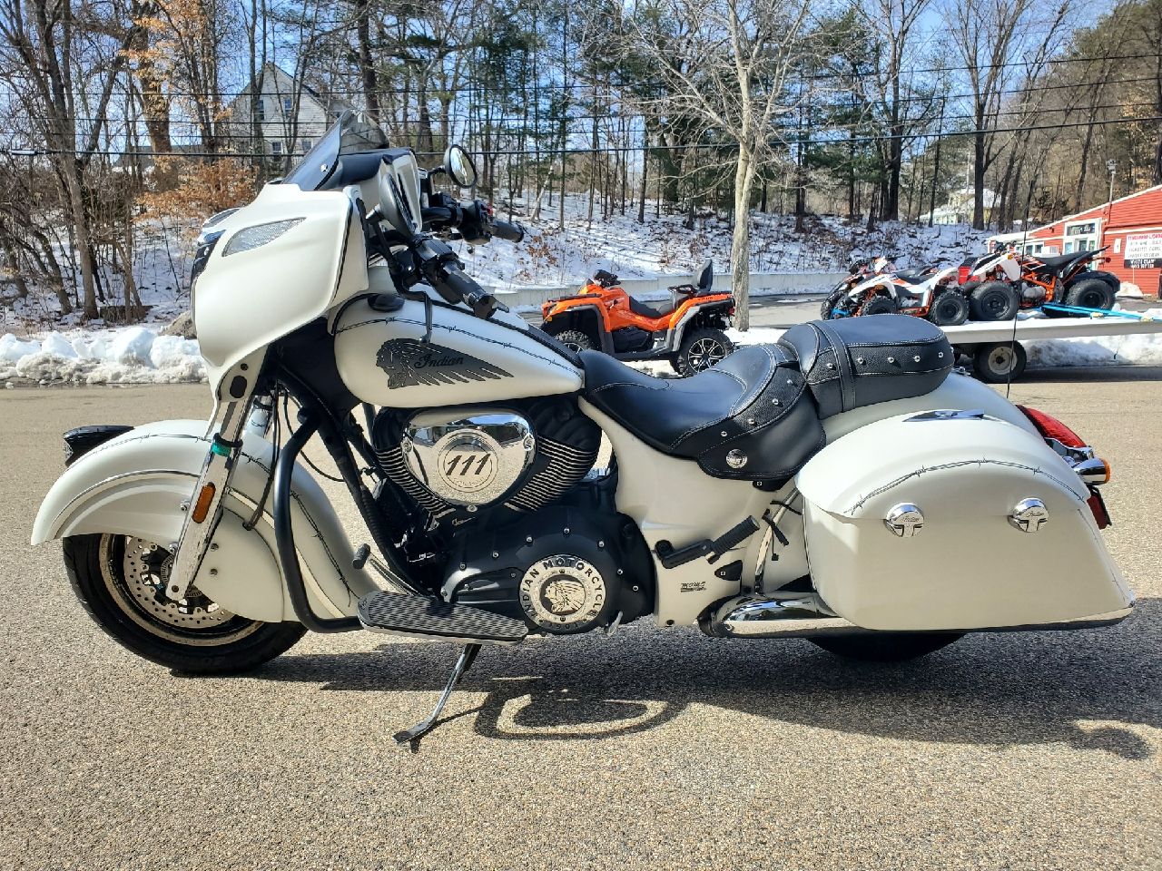 2017 Indian Motorcycle Chieftain® in Tyngsboro, Massachusetts - Photo 7