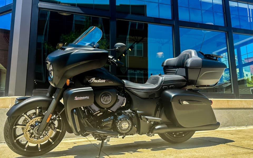 2023 Indian Motorcycle Roadmaster® Dark Horse® in Tyngsboro, Massachusetts - Photo 1