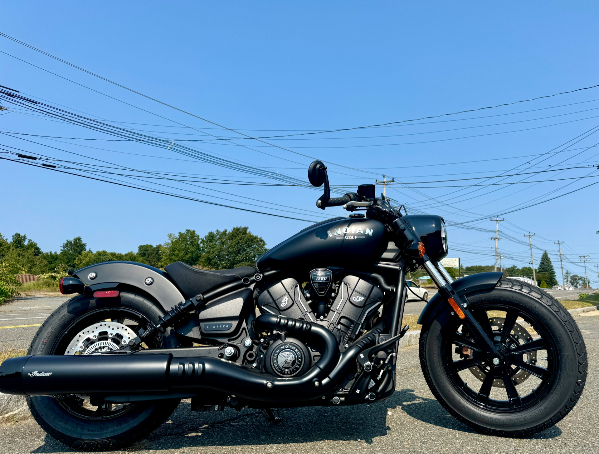 2025 Indian Motorcycle Scout® Bobber Limited +Tech in Tyngsboro, Massachusetts - Photo 13