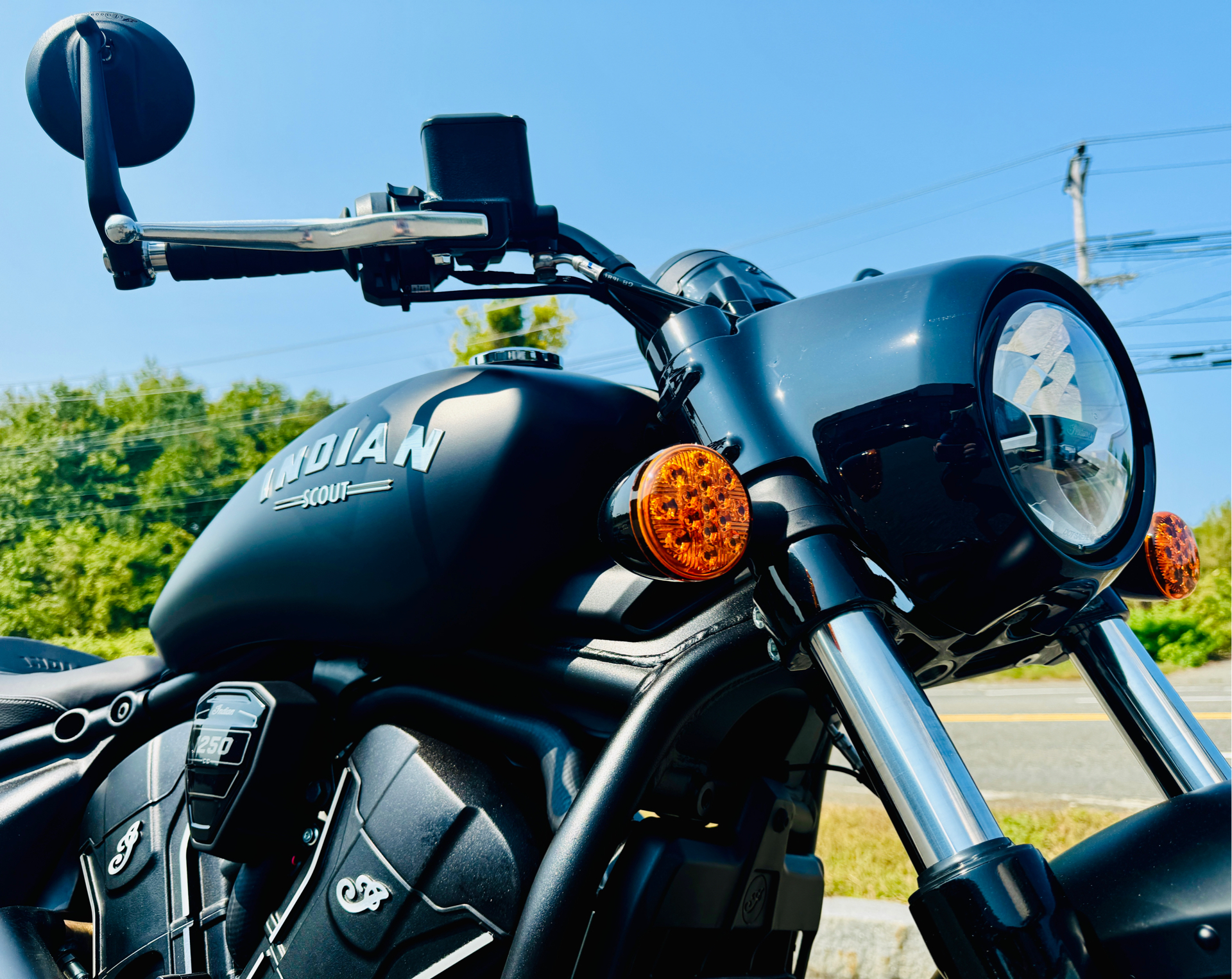 2025 Indian Motorcycle Scout® Bobber Limited +Tech in Tyngsboro, Massachusetts - Photo 24