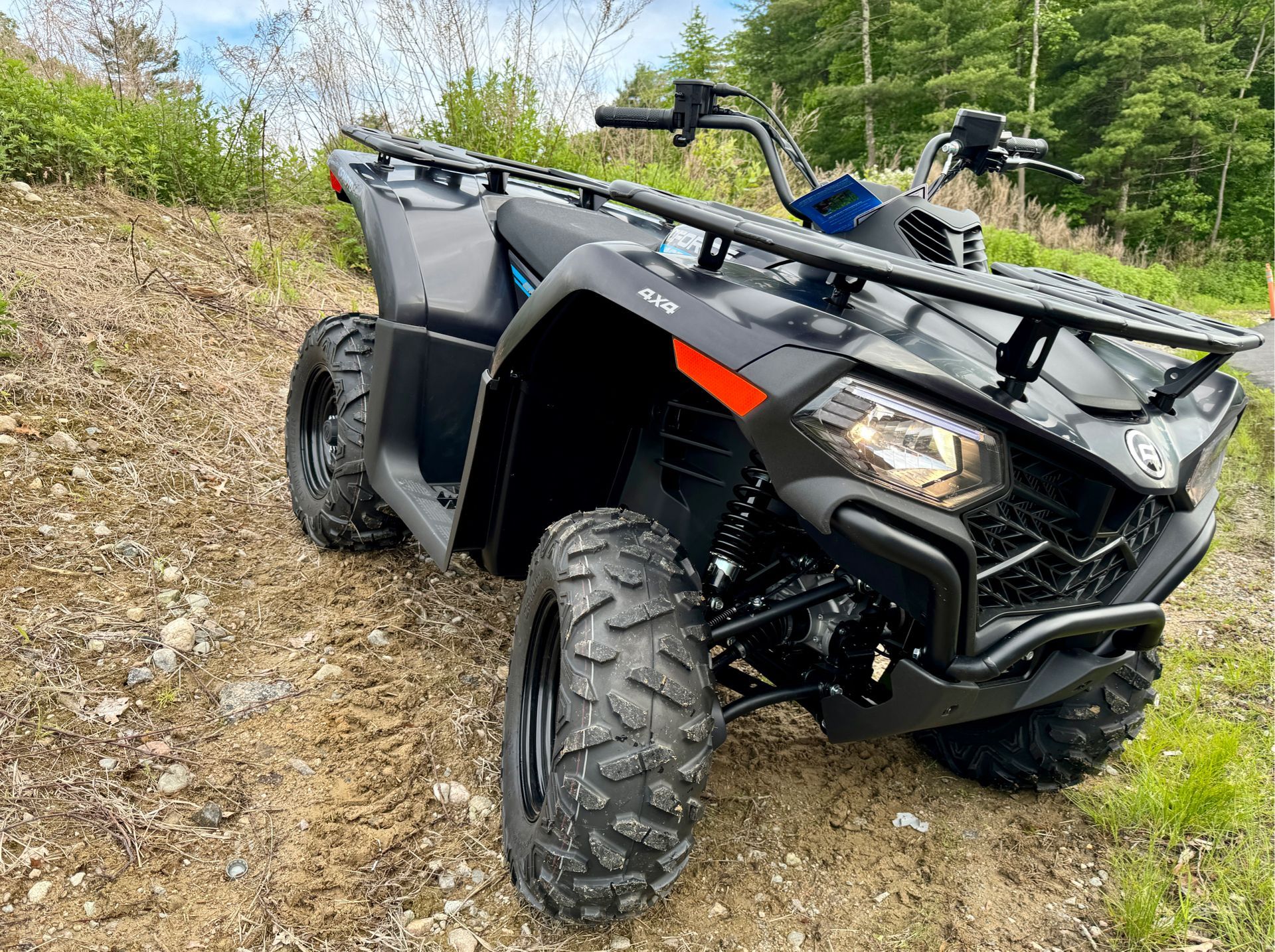 2024 CFMOTO CForce 400 in Tyngsboro, Massachusetts - Photo 17