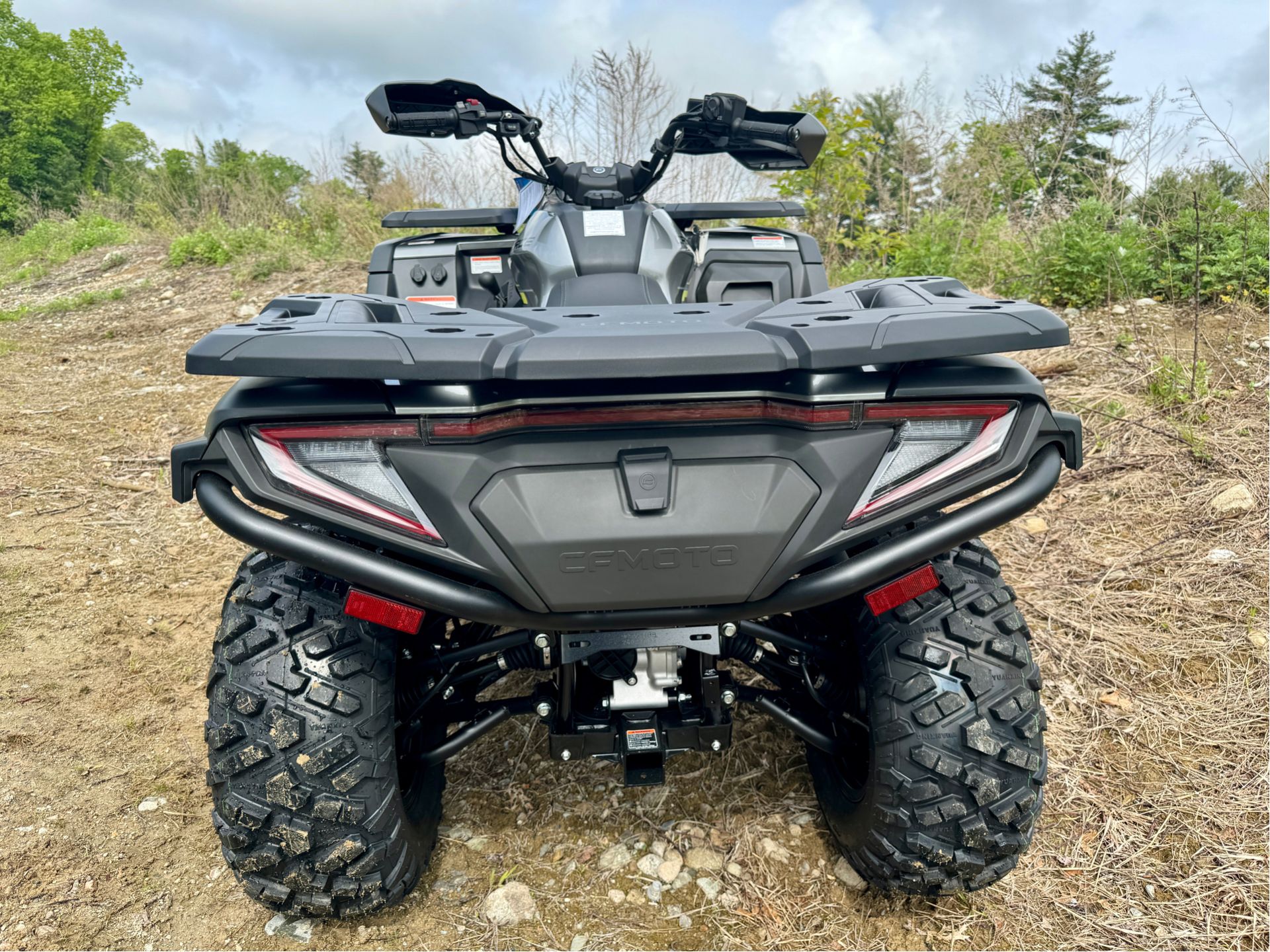 2024 CFMOTO CForce 600 in Tyngsboro, Massachusetts - Photo 12