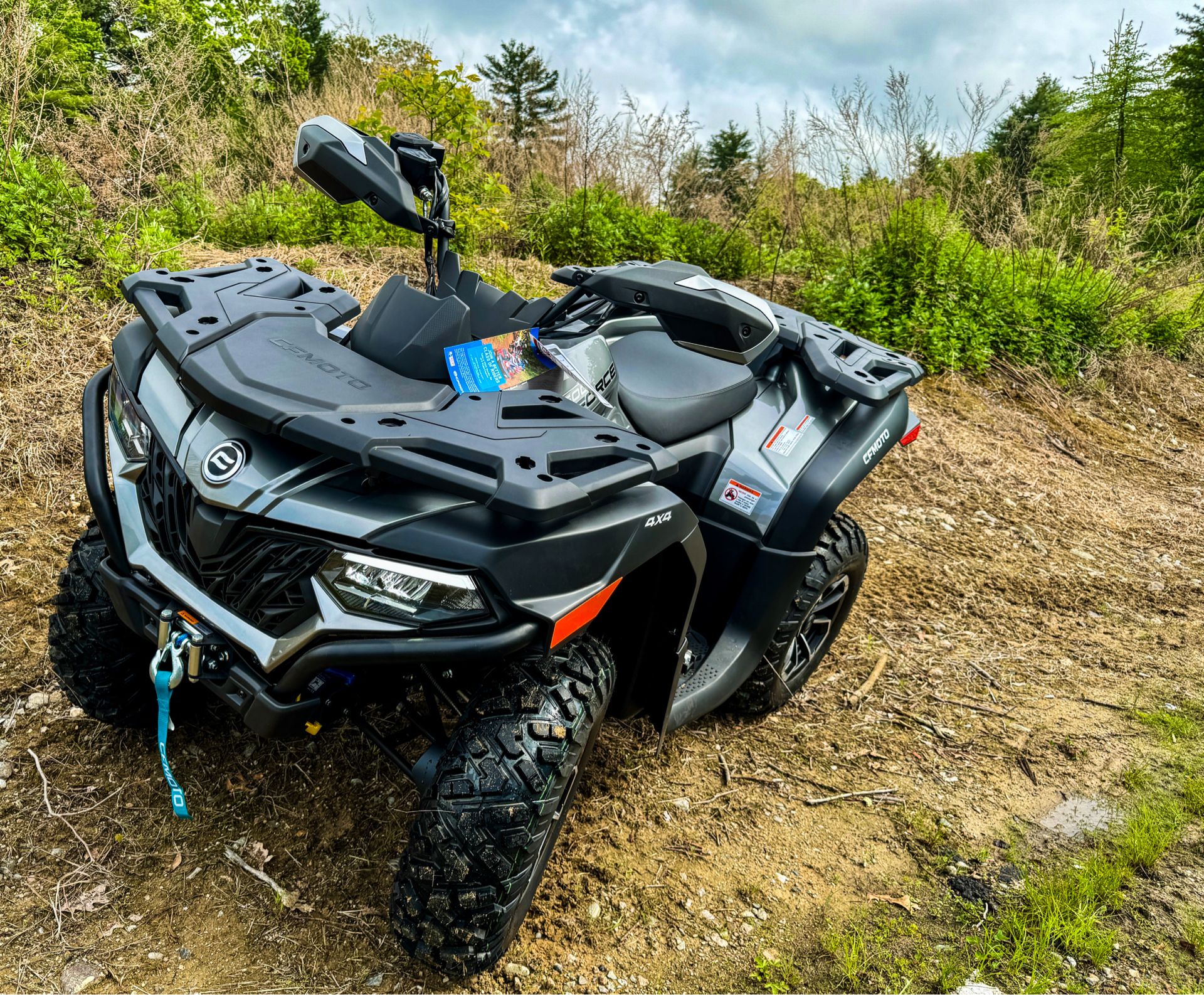 2024 CFMOTO CForce 600 in Tyngsboro, Massachusetts - Photo 10