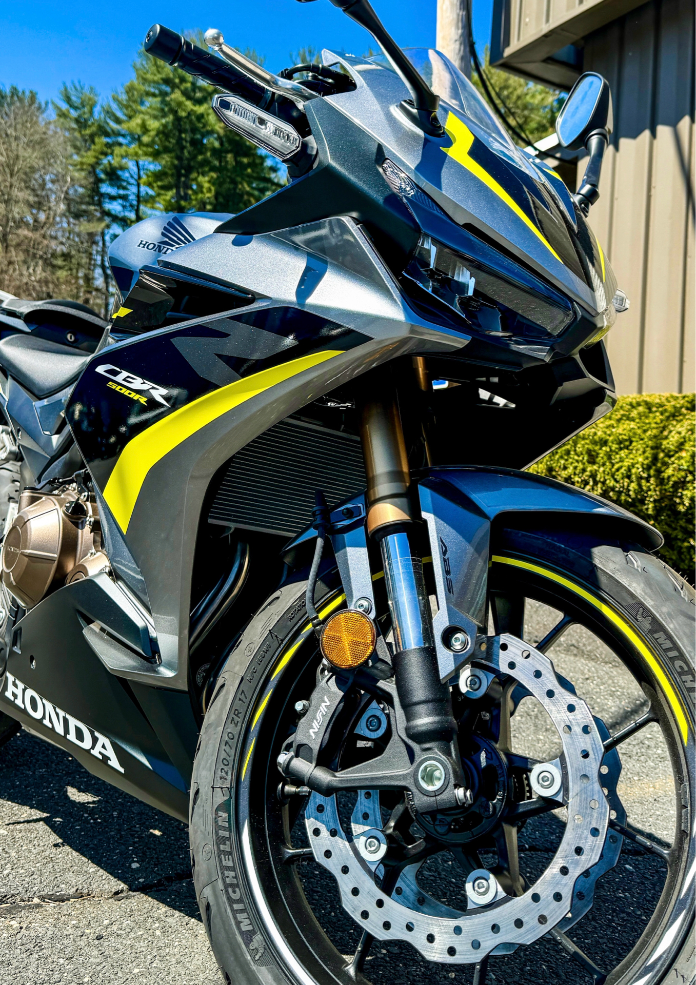 2023 Honda CBR500R ABS in Northampton, Massachusetts - Photo 19