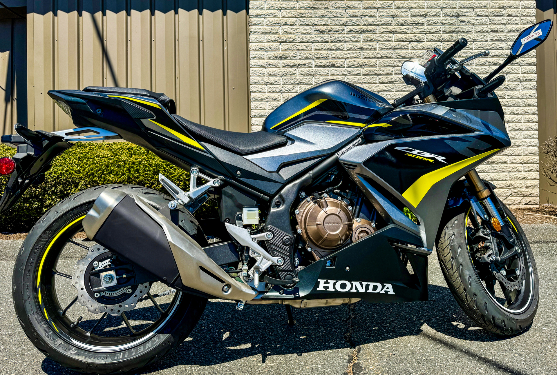 2023 Honda CBR500R ABS in Northampton, Massachusetts - Photo 18