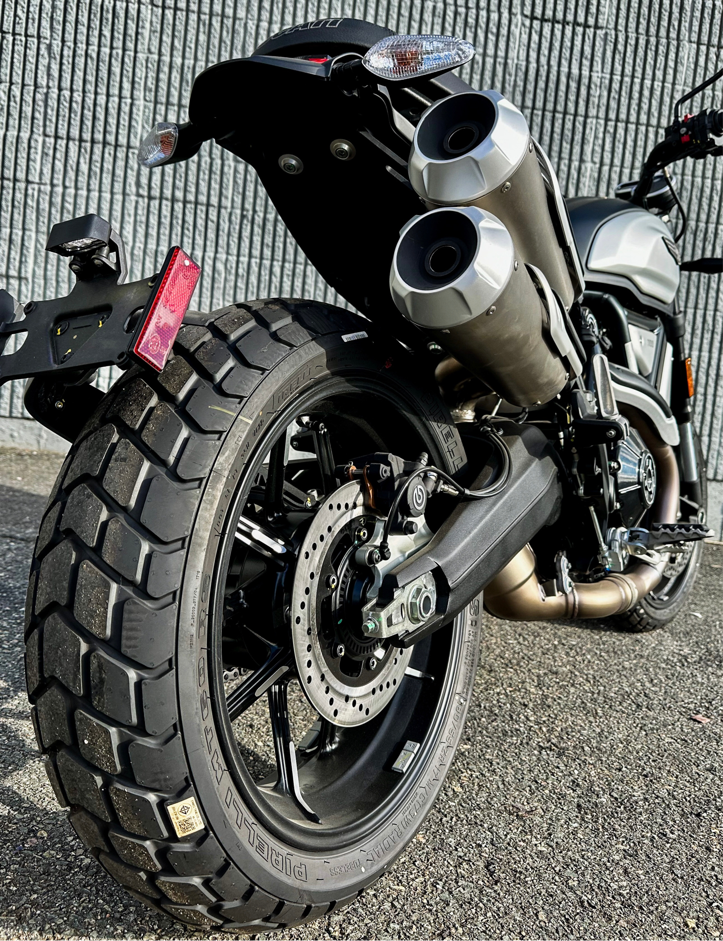2023 Ducati Scrambler 1100 Dark PRO in Northampton, Massachusetts - Photo 12