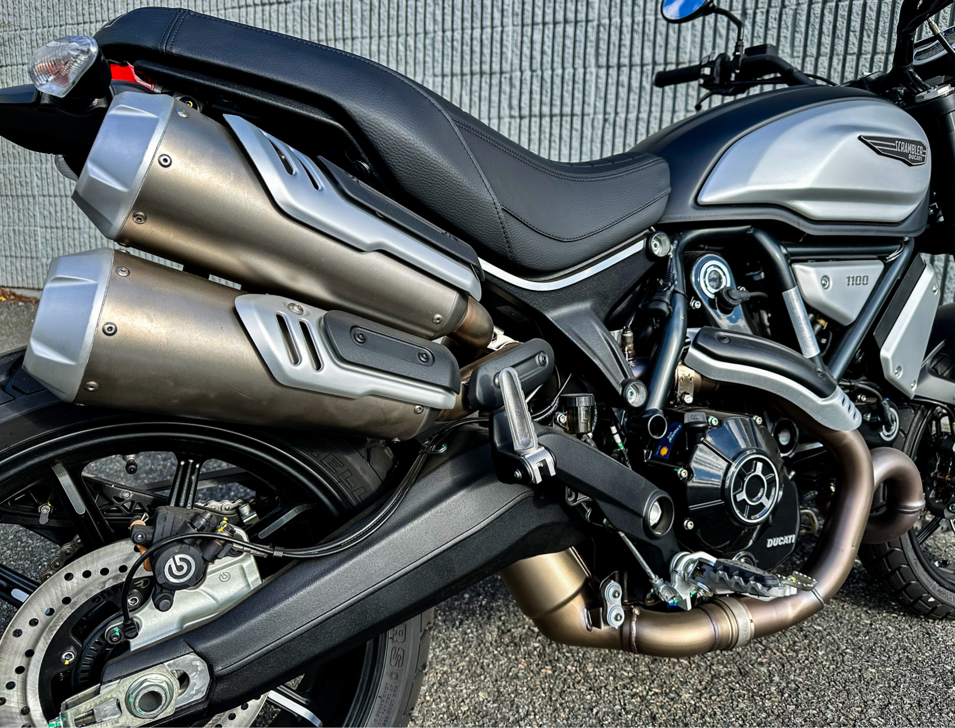 2023 Ducati Scrambler 1100 Dark PRO in Northampton, Massachusetts - Photo 15