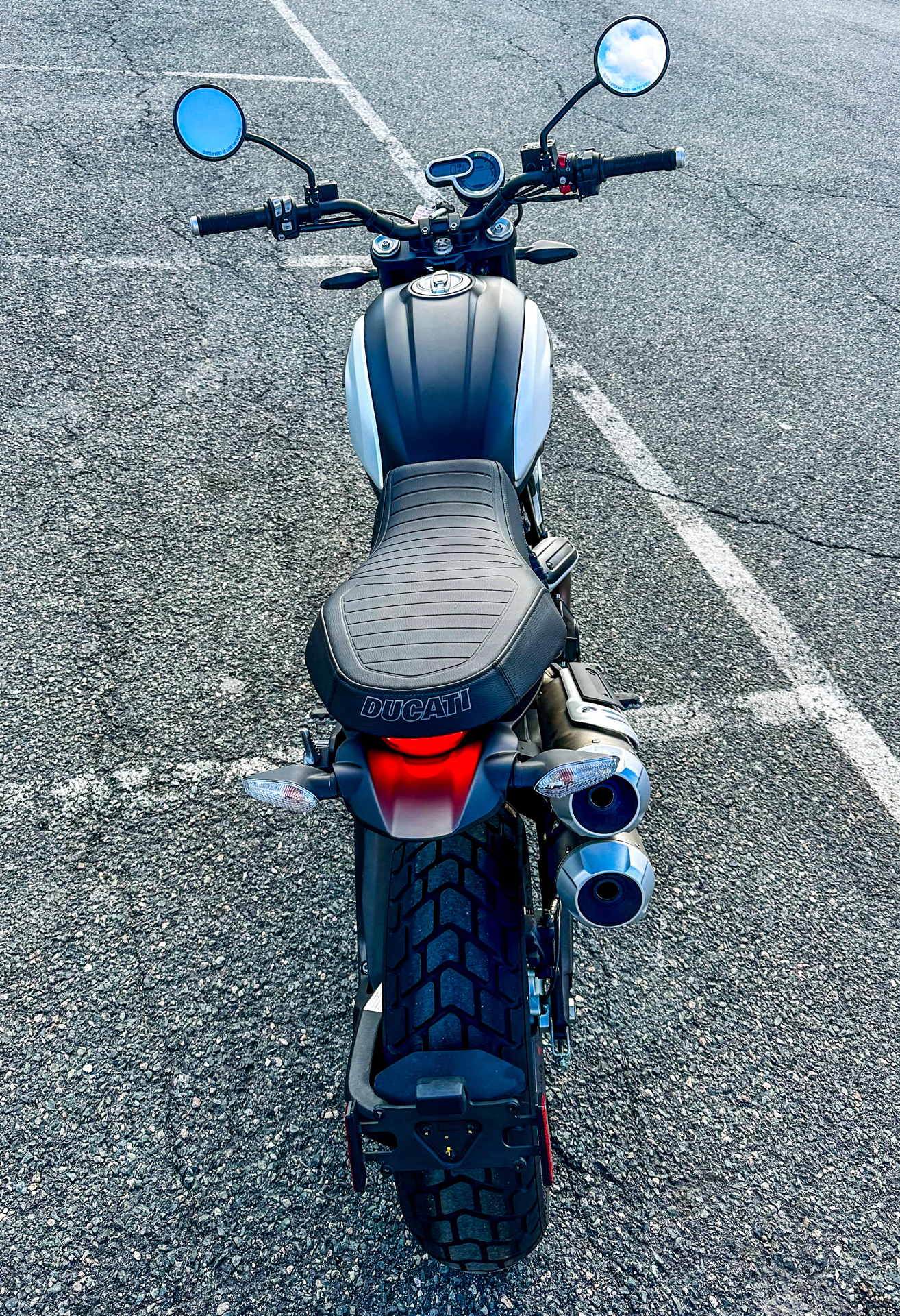 2023 Ducati Scrambler 1100 Dark PRO in Northampton, Massachusetts - Photo 16