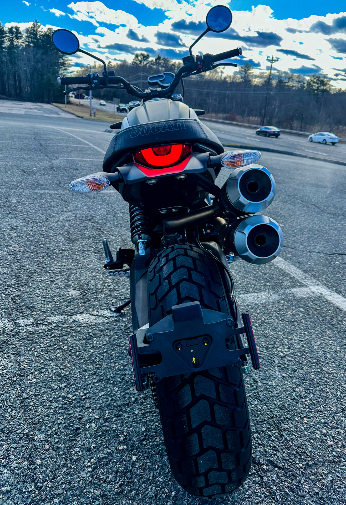 2023 Ducati Scrambler 1100 Dark PRO in Northampton, Massachusetts - Photo 6