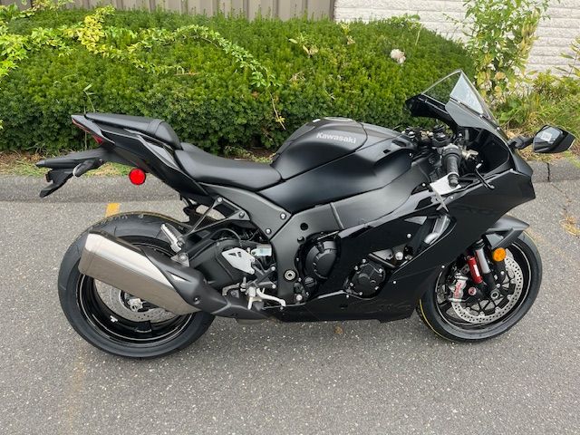 2024 Kawasaki Ninja ZX-10R in Northampton, Massachusetts - Photo 1