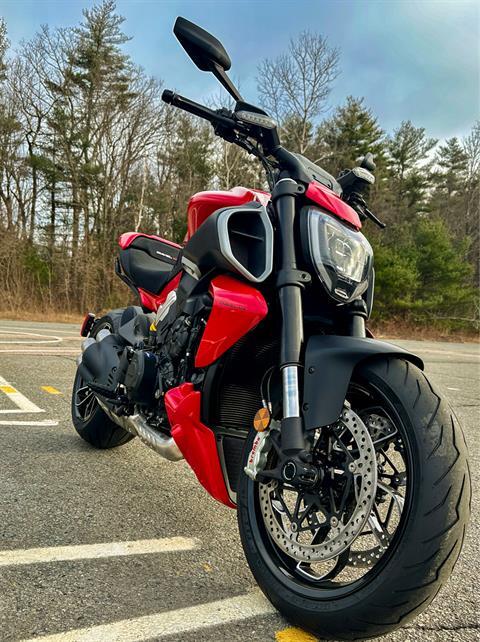 2024 Ducati Diavel V4 in Northampton, Massachusetts - Photo 26
