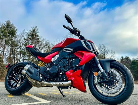 2024 Ducati Diavel V4 in Northampton, Massachusetts - Photo 19