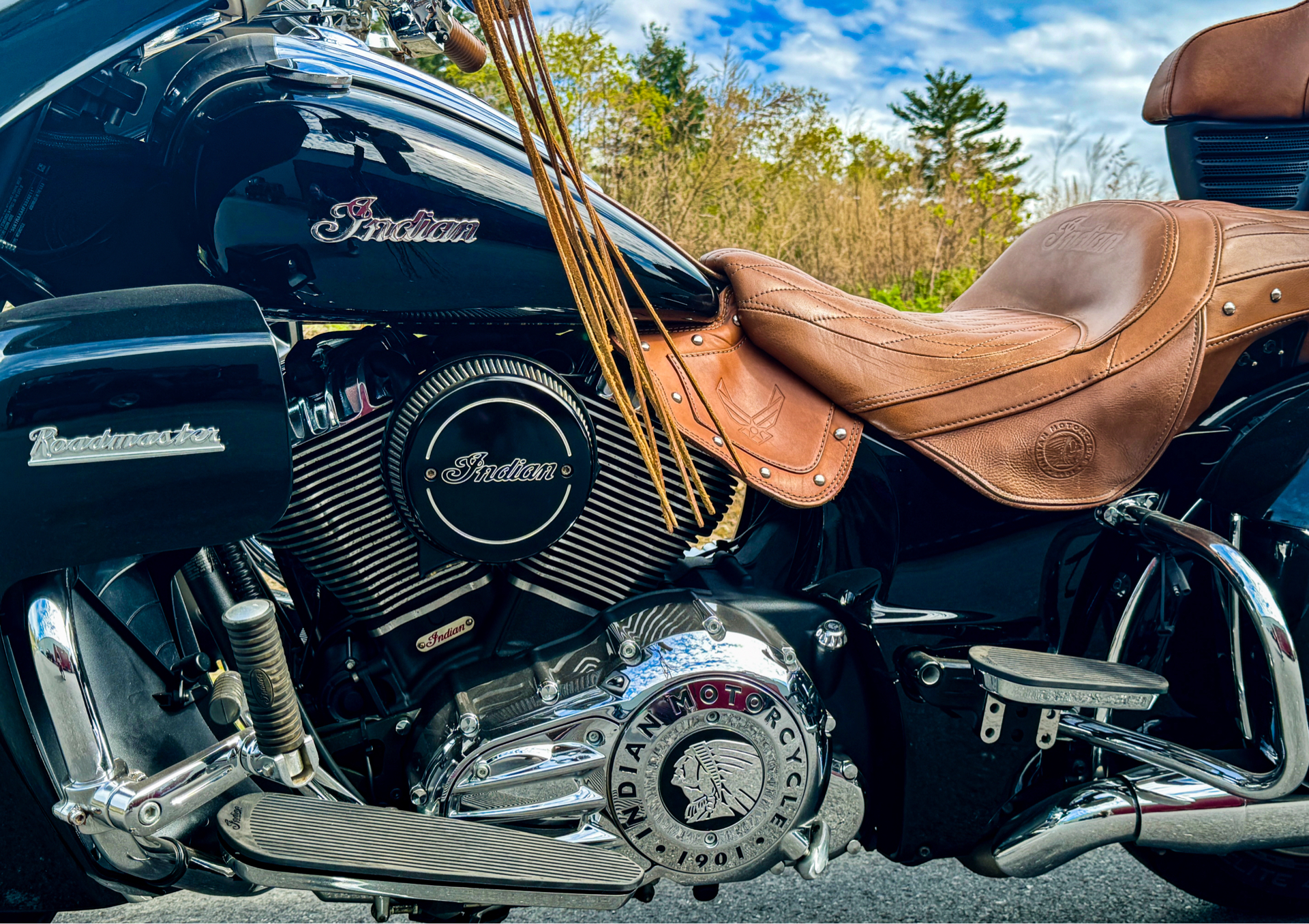 2015 Indian Motorcycle Roadmaster™ in Foxboro, Massachusetts - Photo 14