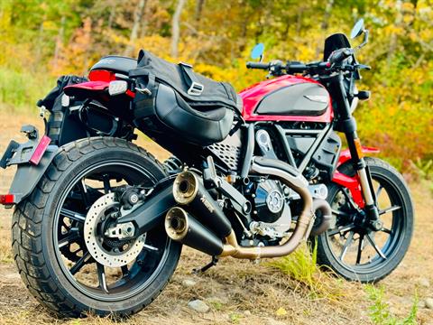 2022 Ducati Scrambler Icon in Foxboro, Massachusetts